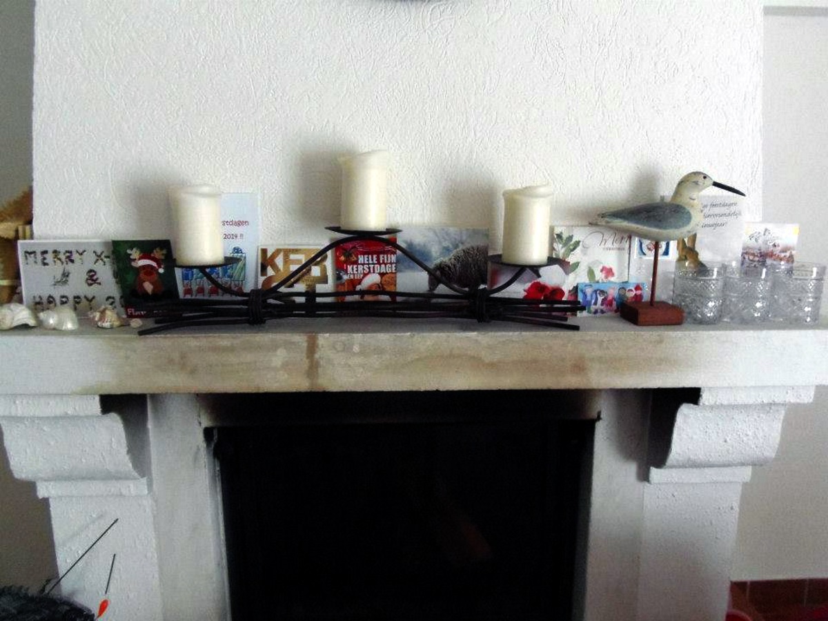 kerstkaarten-boven-de-openhaard