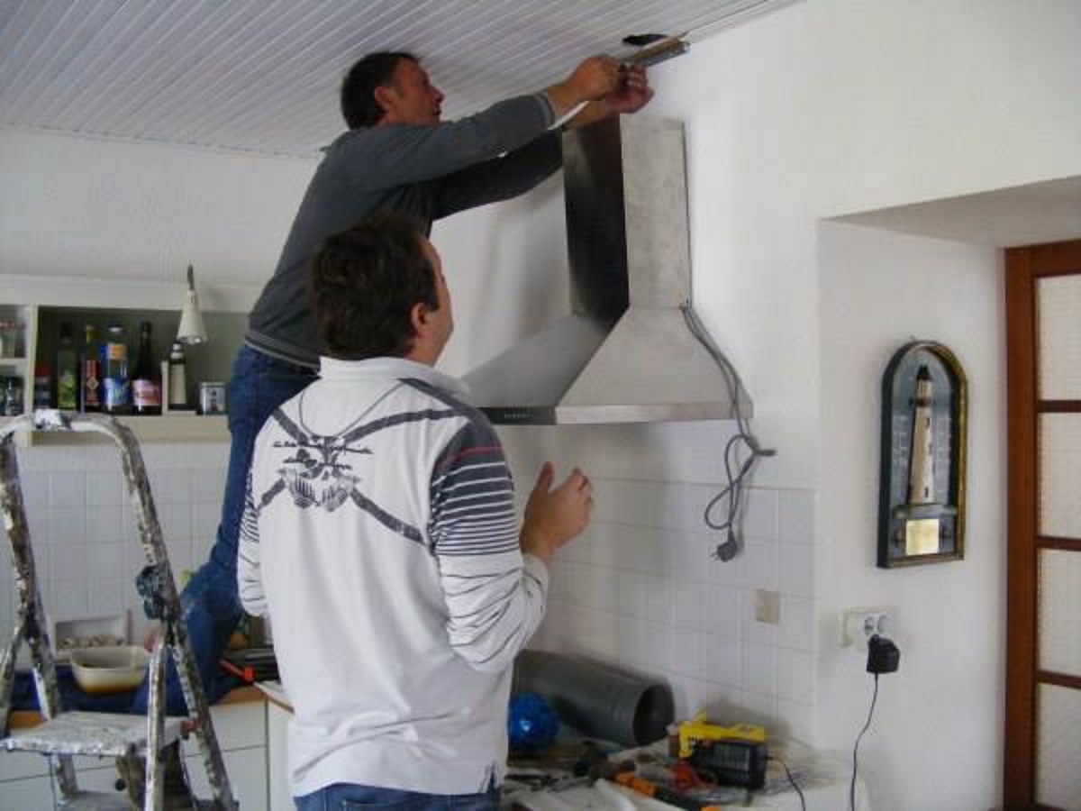 de-buurman-is-druk-aan-het-werk