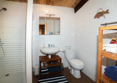 Complete badkamer in kamer in Frankrijk